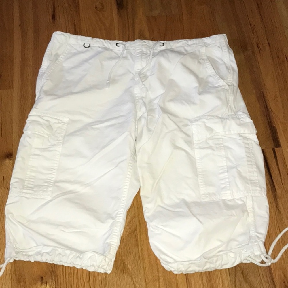 Lucky brand white capris